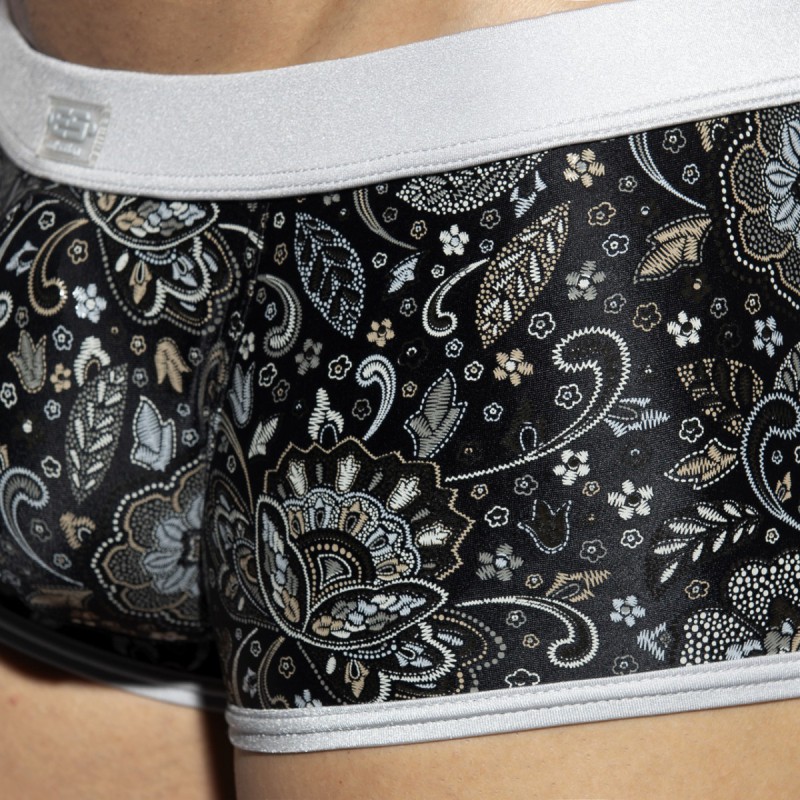 ES Collection Arabic Trunk black