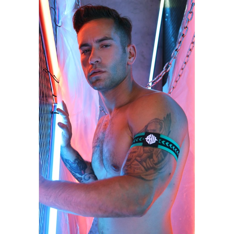 BREEDWELL Daddy's Favorite Armbands Green