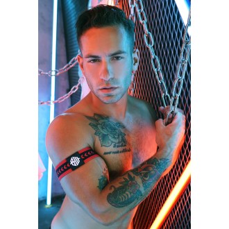 BREEDWELL Daddy's Favorite Armbands Red